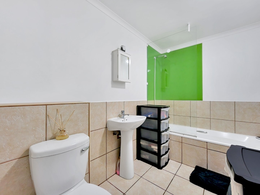 2 Bedroom Property for Sale in Cape Town City Centre Western Cape